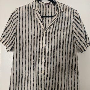 Lightweight Collared Button Down Stripe Top